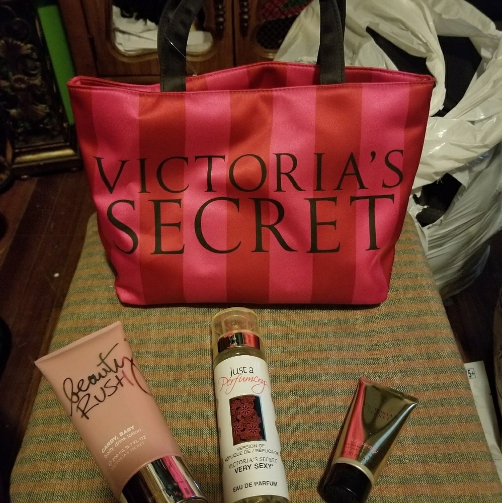 Victoria secret beauty lot